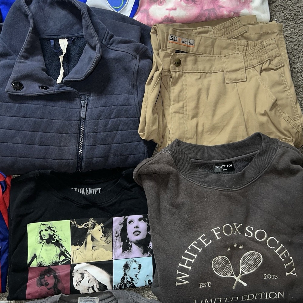 Vintage 90's Y2K Wholesale Clothing Lot -20 Piece Bundle | Shirts, Jackets, Mix - Picture 6 of 8